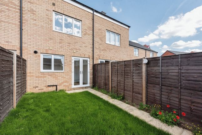 Town house for sale in Ghent Field Circle, Thurston, Bury St. Edmunds