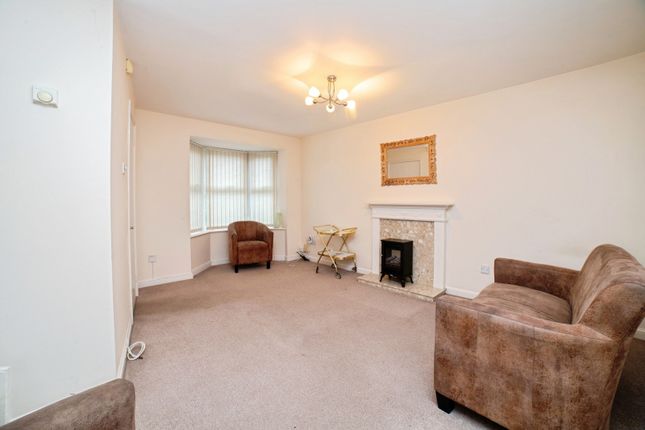15, Bird Close, Nottinghamshire photo 2