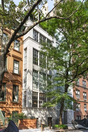 Town house for sale in East 82nd Street, Upper East Side, Manhattan, New York, 10028