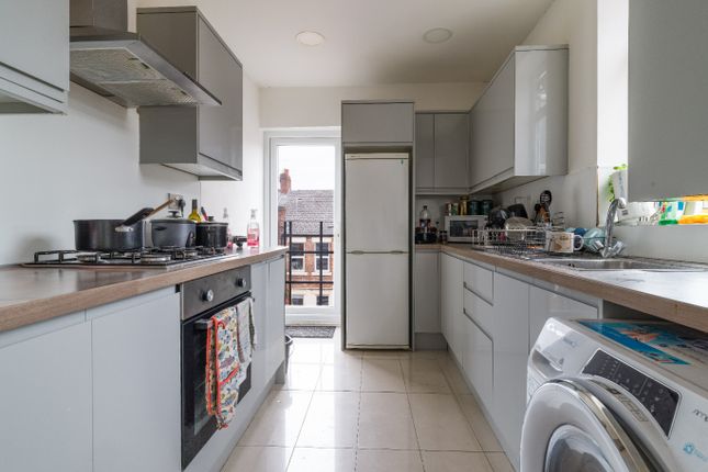 6 Bedroom Terraced in NE2 3DL