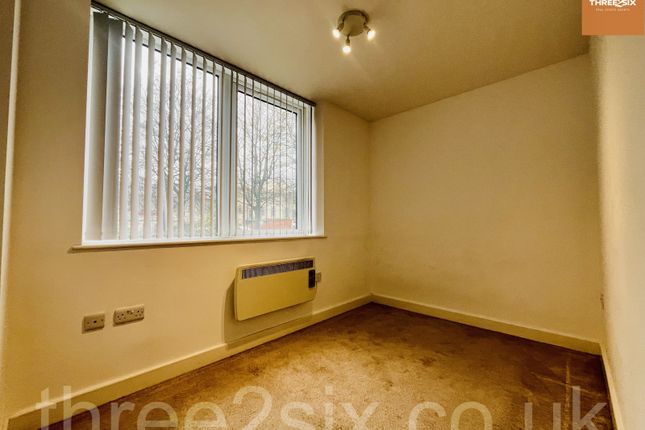 6 Castle Court, The Minories, Dudley photo 4