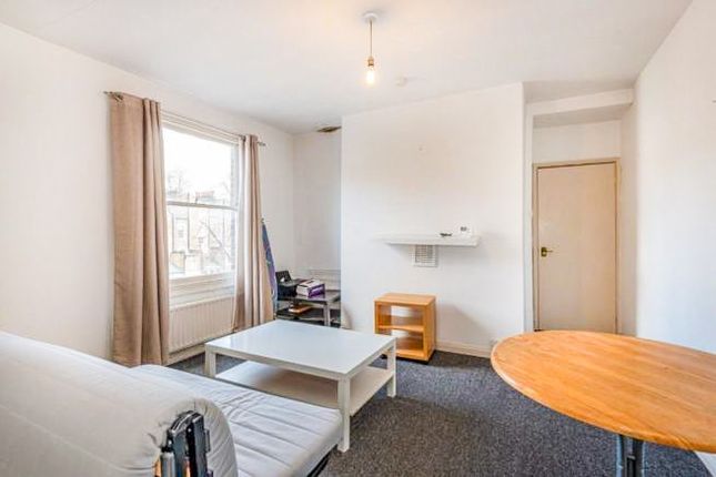 Thumbnail Flat for sale in Caledonian Road, Islington