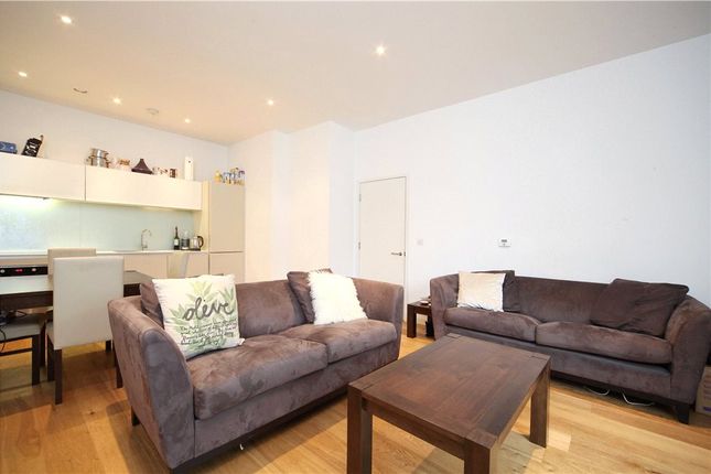 Flat to rent in Grafton Square, 63 Old Town, Clapham, London