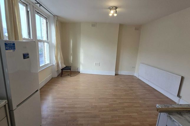 82C Penge Road, London photo 5