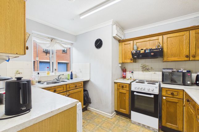 19, Drakes Close, Bridgwater photo 4