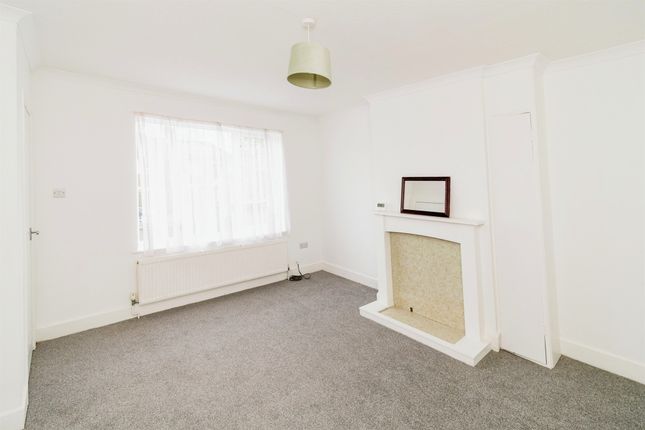 End terrace house for sale in Outer Circle, Southampton