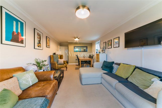 Flat for sale in Bromley Road, Beckenham