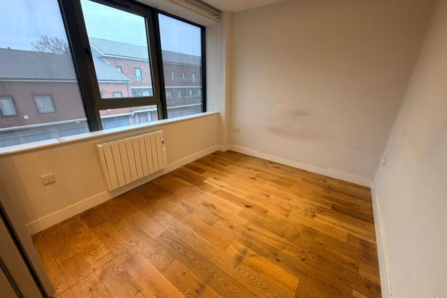 Flat 51, 21 Archer Court, London photo 5