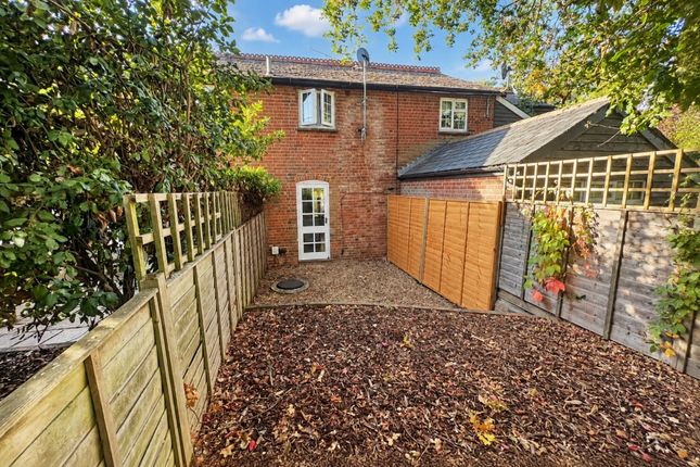 3 Grove Heath Cottage, Grove Heath Road, Ripley photo 4