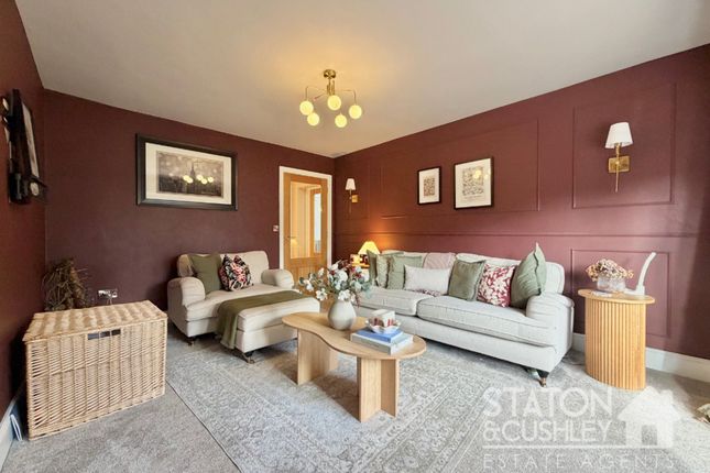 11 Dormy Close, Mansfield photo 3