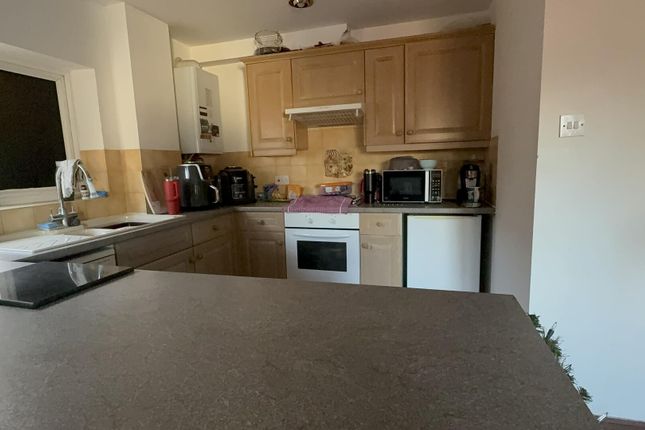 Flat 2,Tennyson House,11, Union Road, Ryde photo 4
