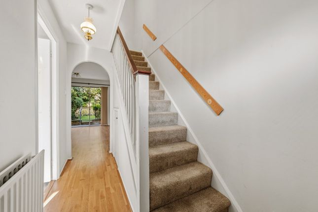 21, Eyston Drive, Weybridge photo 4