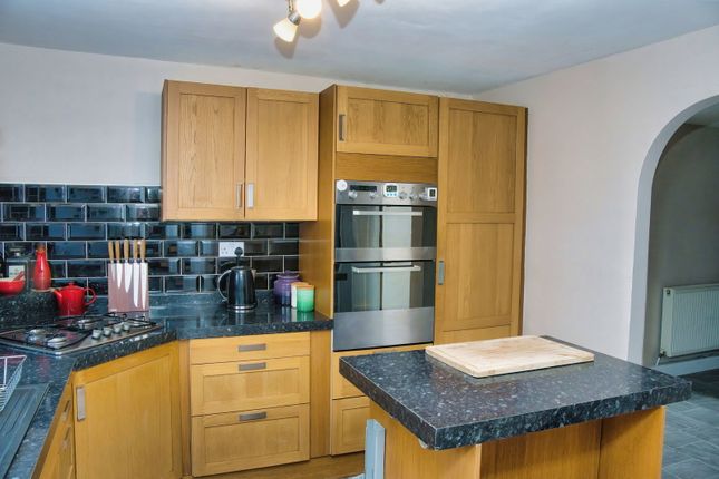 38, Cow Lane, Wakefield photo 3