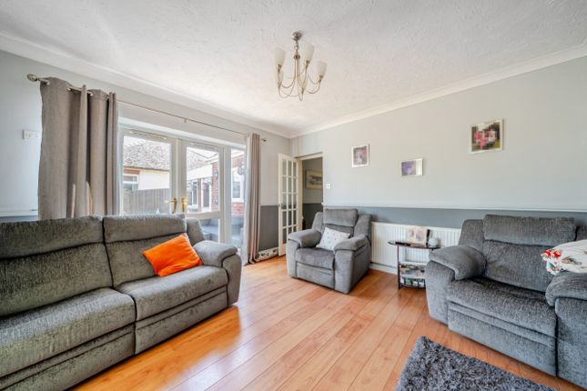 63, Six House Bank, Spalding photo 4
