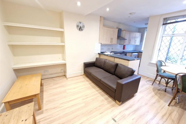 70a, Greyhound Hill, Hendon photo 2