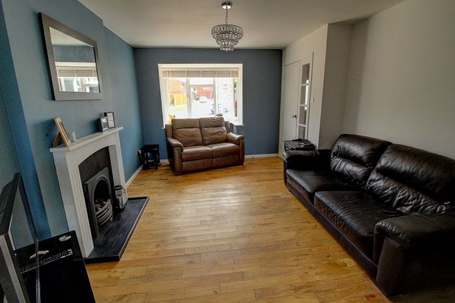 21, Bushnell Close, Broughton Astley photo 4