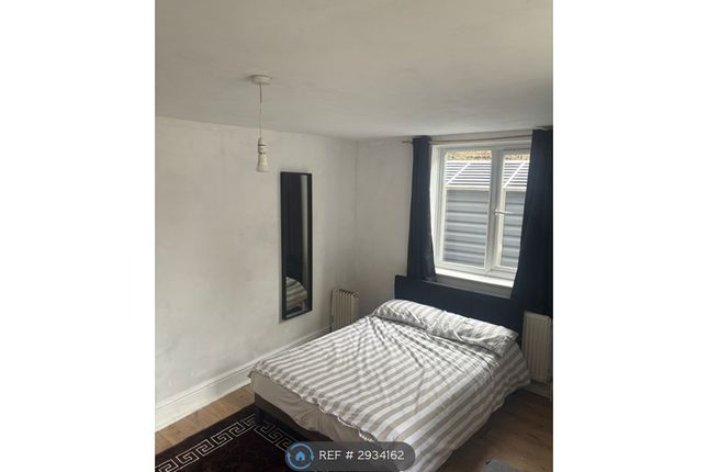 Ashmore Road, Ground Floor Flat, London photo 5