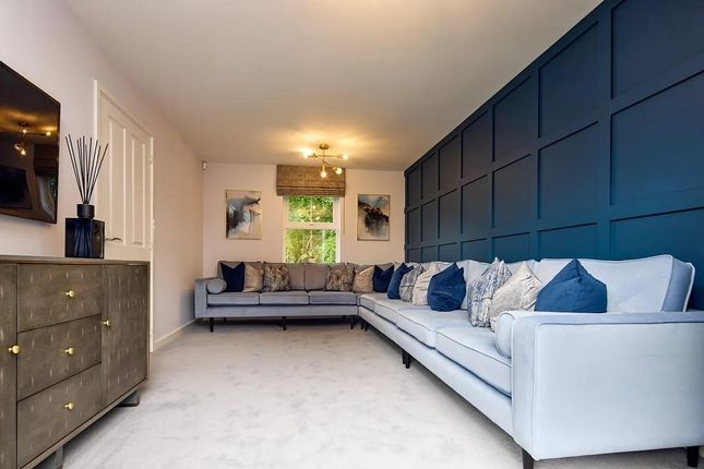 33, Clydesdale Grove, Ingleby Barwick photo 4