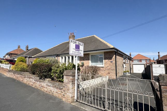 2-bed house on 19, Woodridge Avenue, Norbreck, £220,000