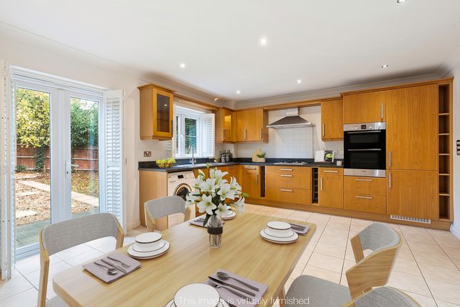8, Symeon Place, Reading photo 3