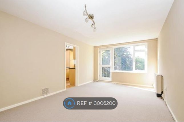 Flat, Eccleshill Durham Road, Bromley photo 3