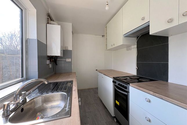 16, Olton Avenue, Nottinghamshire photo 3
