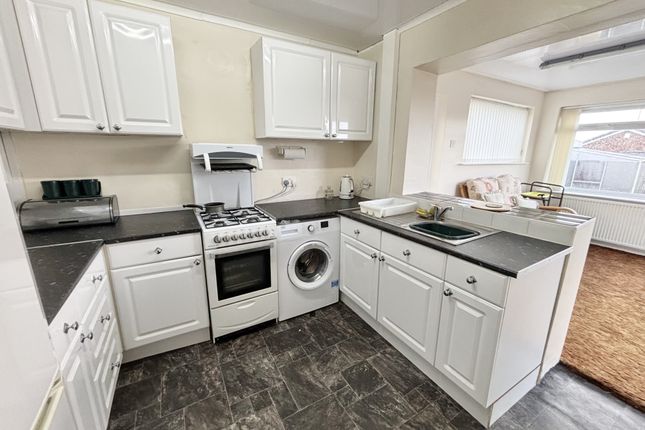 23, Glenfield Avenue, Bispham photo 4
