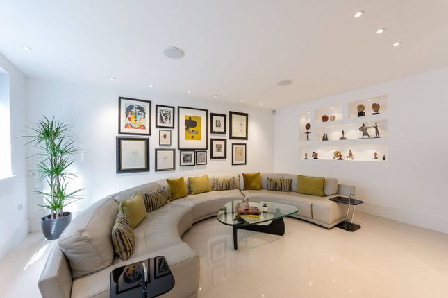 Terraced house for sale in Cato Street, Marylebone, London