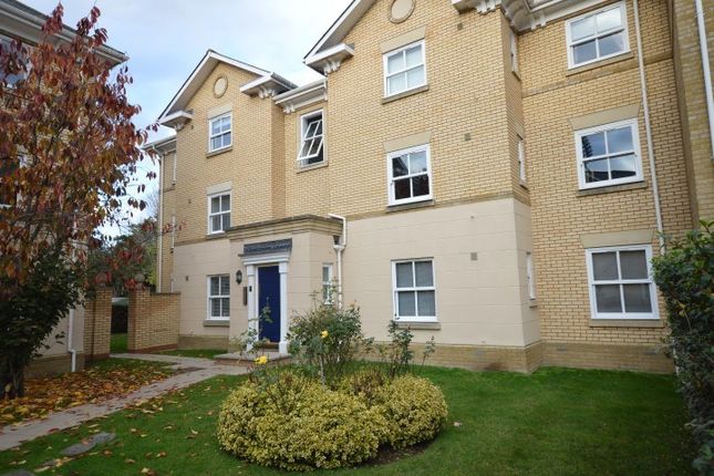 Flat to rent in County Place, Chelmsford CM2