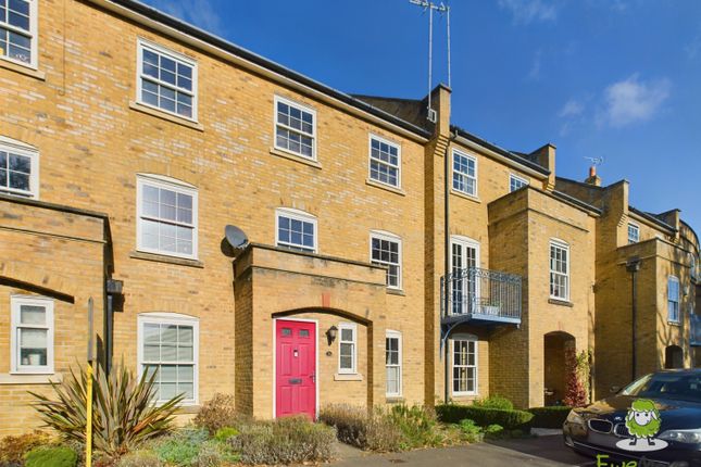 Ewemove Basingstoke Rockbourne Road External Front