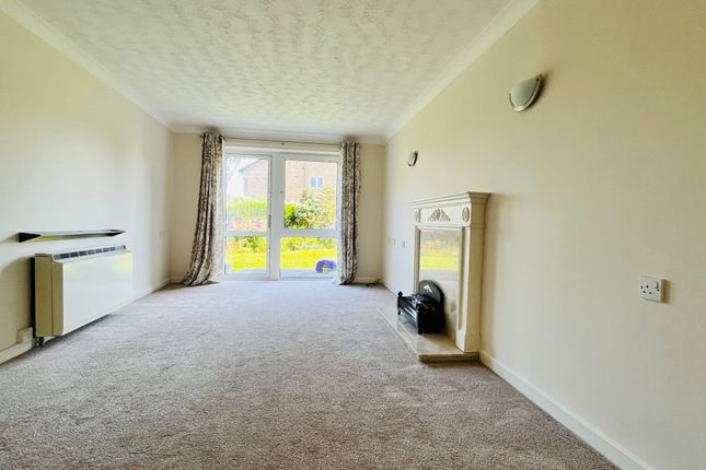 Flat for sale in St. Marys Road, Evesham