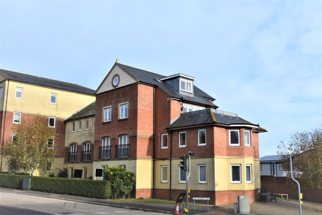 Flat for sale in Drovers, Sturminster Newton