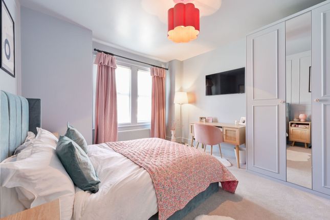 Chandos Avenue, South Ealing photo 4