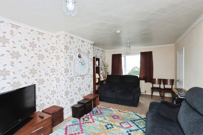 85, Thornbridge Drive, Sheffield photo 3