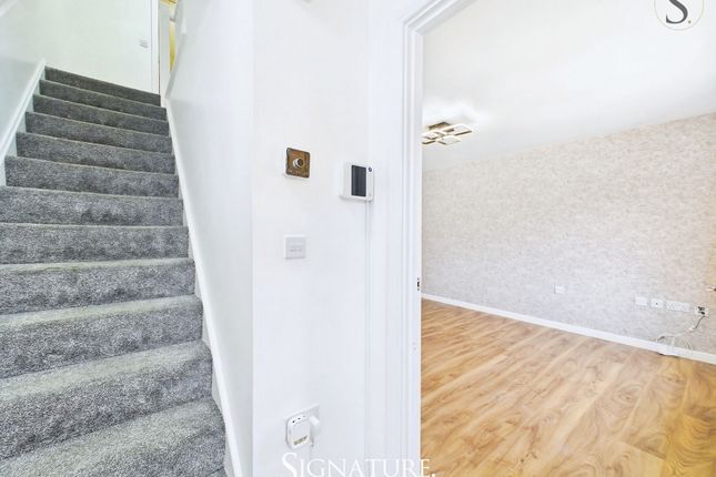 64 Raywell Road, Leicester photo 2