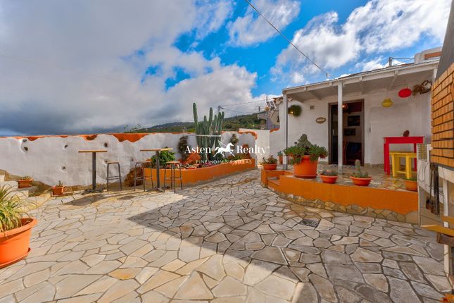 Villa for sale in Garachico, Santa Cruz Tenerife, Spain