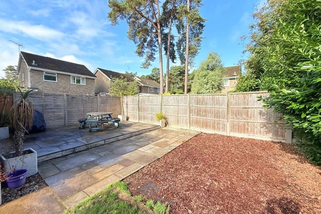 5, Brandon Close, Camberley photo 3