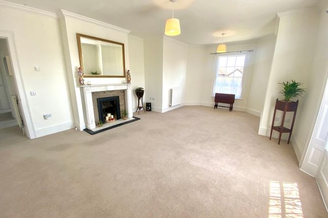 5, Northwood House, Fareham photo 4