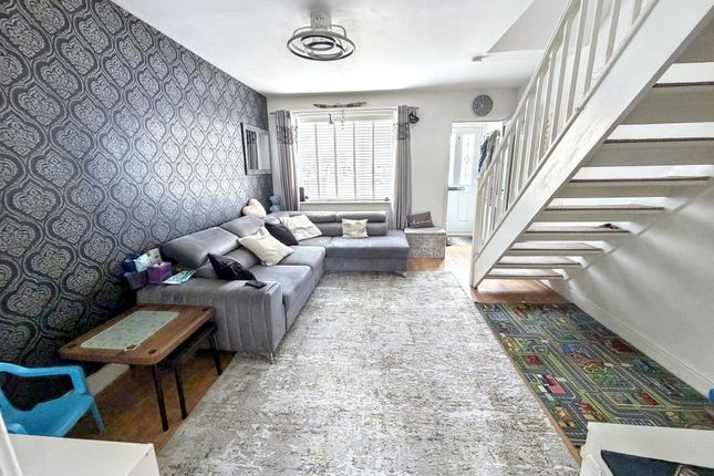 23, Byron Court, Newcastle upon Tyne photo 4