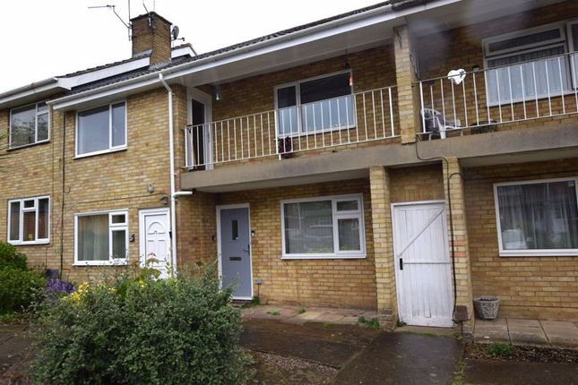 Thumbnail Flat to rent in Goldthorne Close, Maidstone