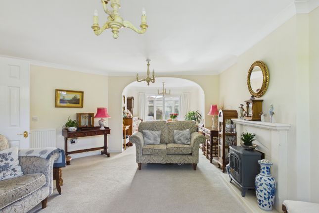 4, Larks Meadow, Sturminster Newton photo 4