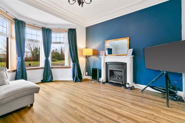 55, Glasgow  Road, Dumbarton photo 3