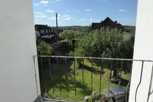 74A, Marlpit Lane, Coulsdon photo 4