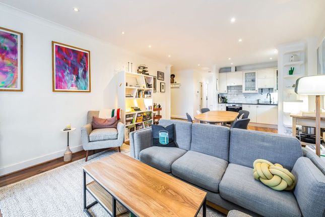 Flat 1, Rodin Court, 25, Essex Road, London photo 2