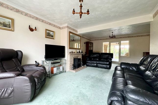 Semi-detached house for sale in Sarajac Avenue, East Challow, Wantage