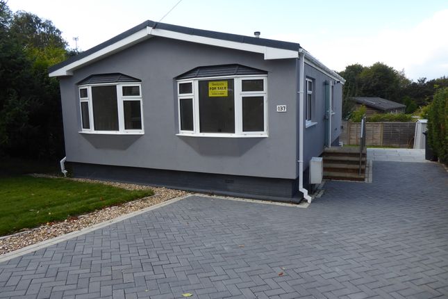 2-bed caravan on 137 Surrey Hills Avenue, Surrey Hills Park, Box Hill, Dorking, £259,950