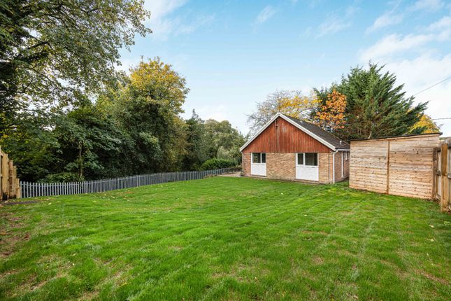 The Bungalow,, Bath Road, Gloucestershire photo 2