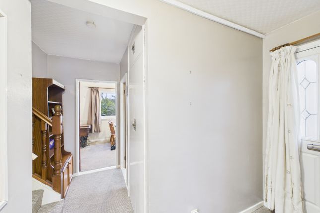 39, Plumtree Road, Hull photo 2