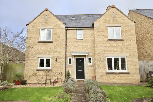 Detached house for sale in London Road, Chippenham