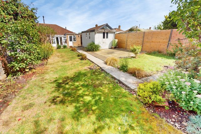 5, St Davids Close, Cheltenham, Glos photo 3